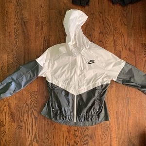 Windbreaker | Nike